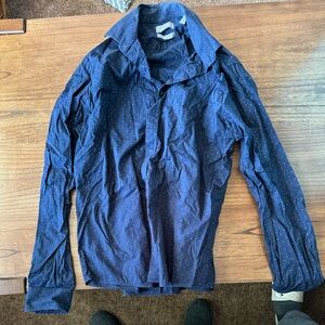 Michael Kors Men’s Button Up. Slim Fit Size Large.